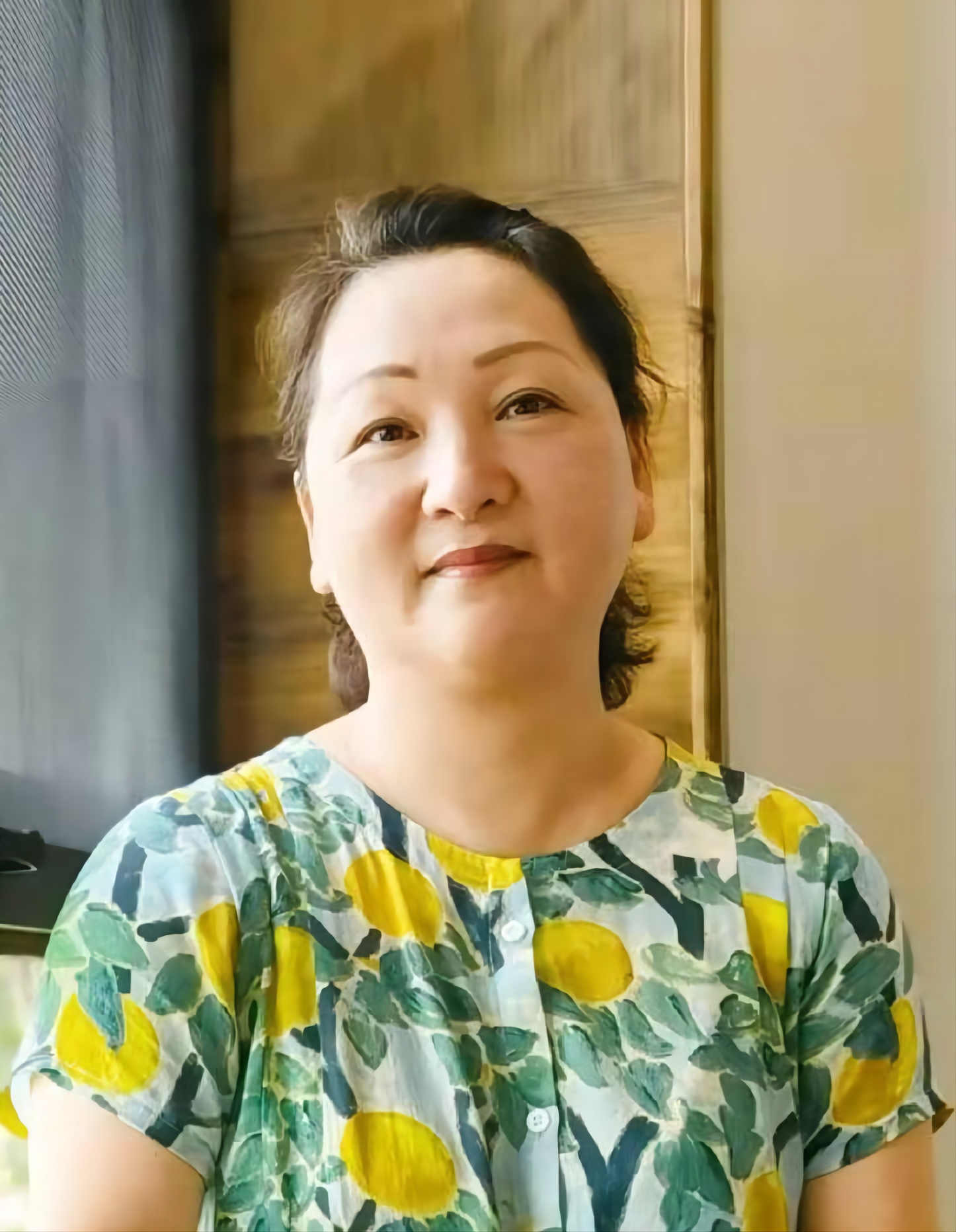 王莉.png 王莉.png