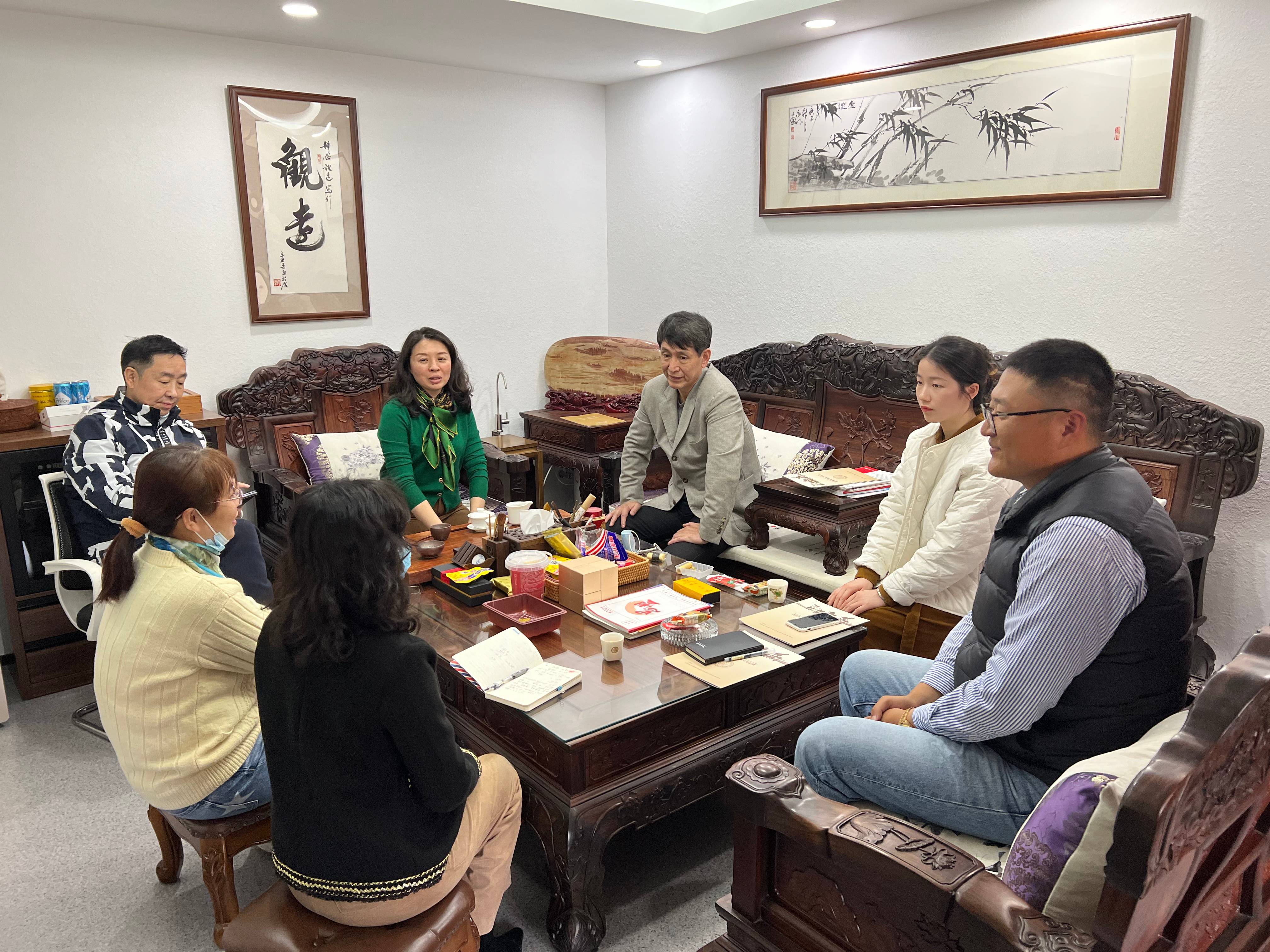 老字号座谈(1).jpg 老字号座谈(1).jpg