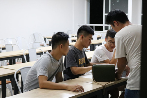 图片一_副本.jpg 图片一_副本.jpg